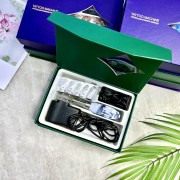 máy thần thánh tích điện